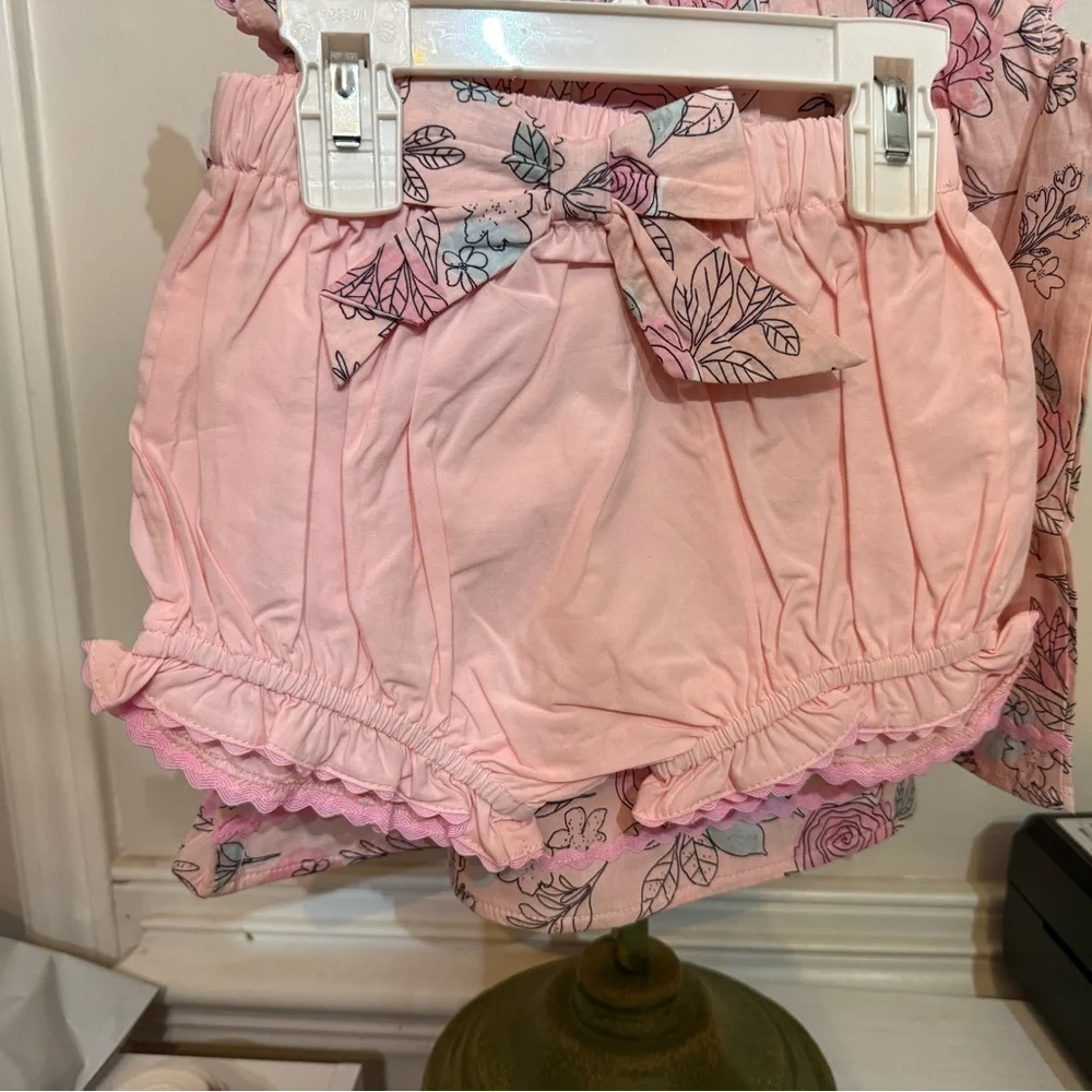 NWT Lil Cactus Smocked Diaper Set